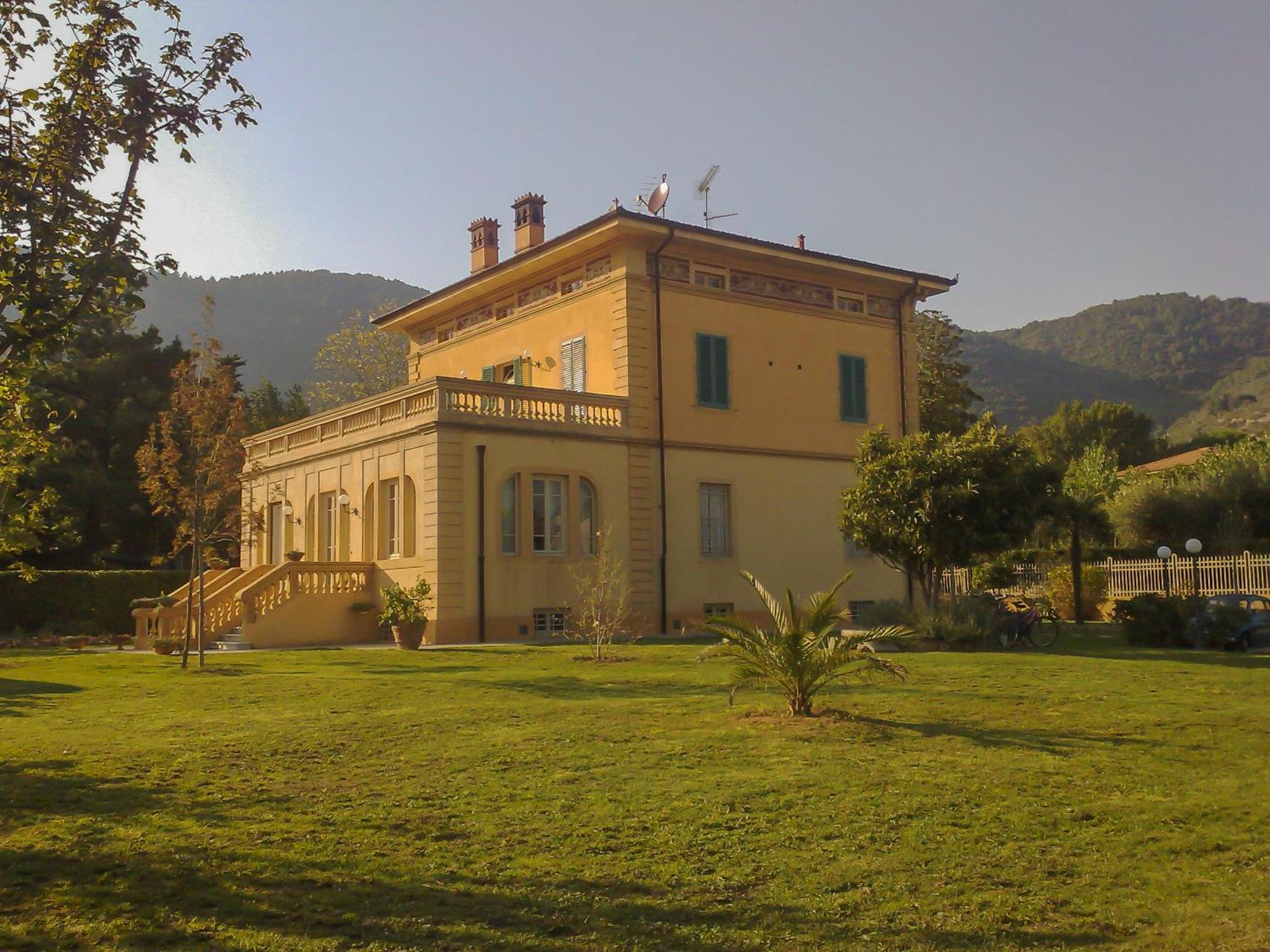 Marta Guest House Lucca Kültér fotó