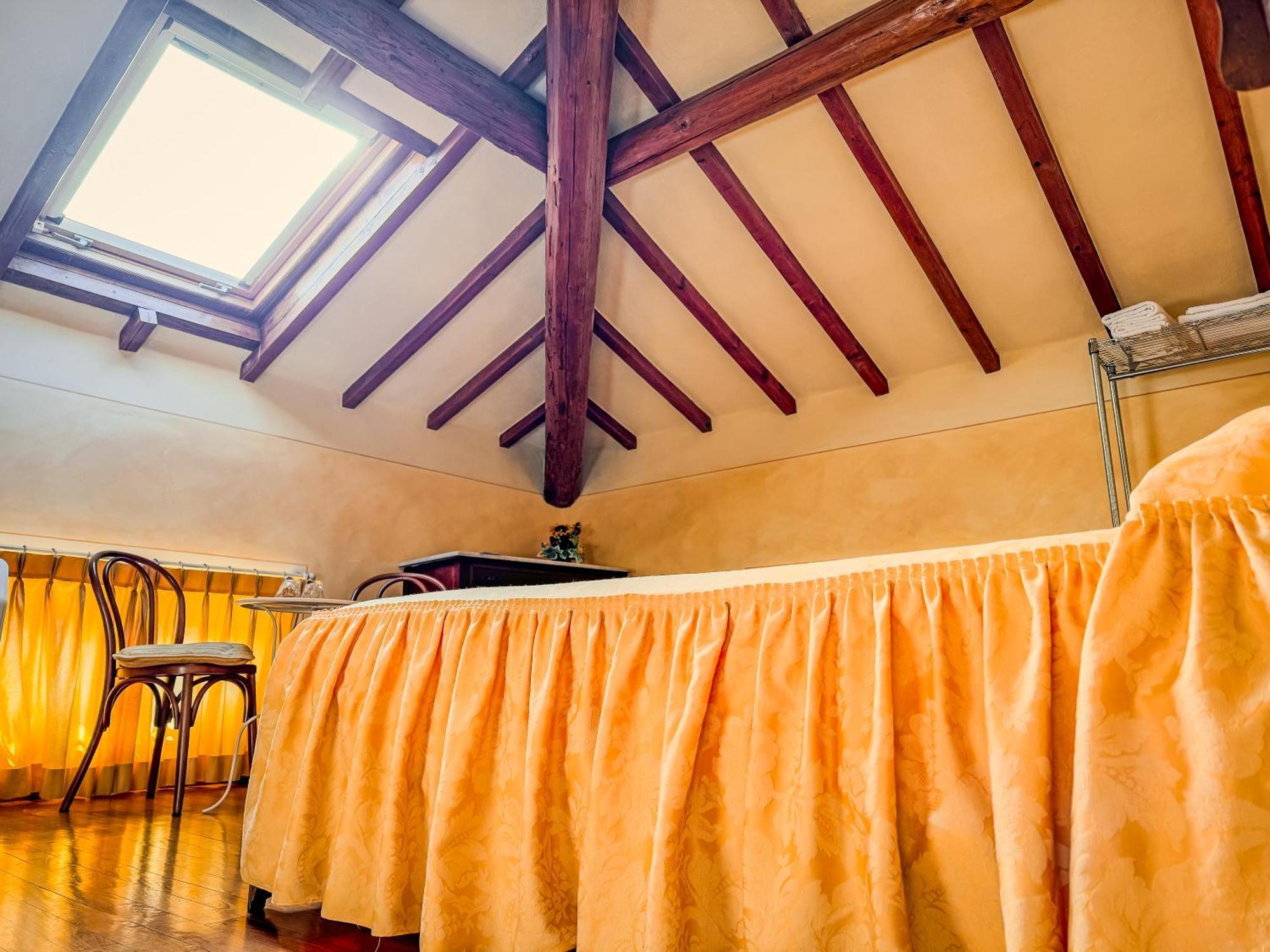 Marta Guest House Lucca Szoba fotó