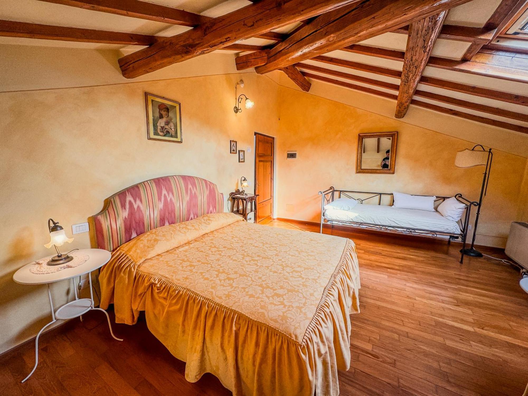 Marta Guest House Lucca Szoba fotó